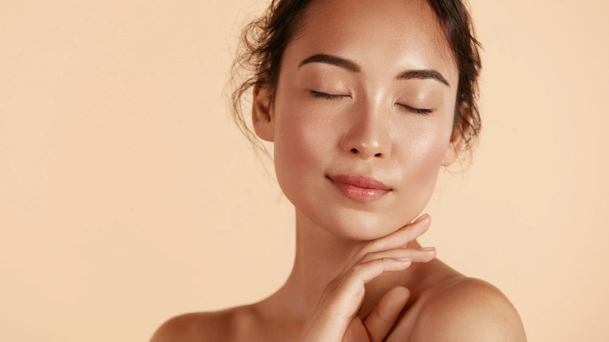 Korean glass skin tutorial showing step-by-step skincare routine for glowing, dewy complexion 