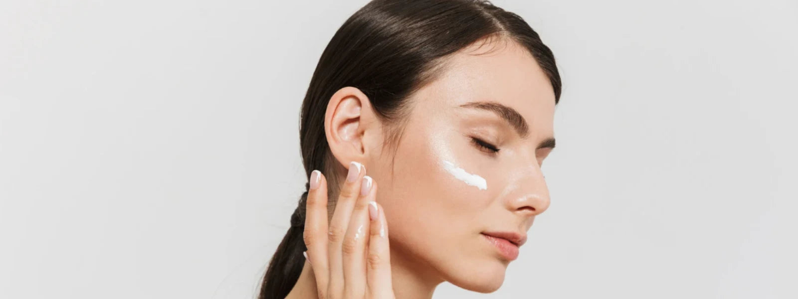 Essential Checklist: Sensitive Skin Care at Home 