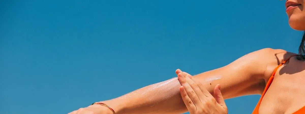 How to Choose Natural Sunscreen Ingredients Safely 