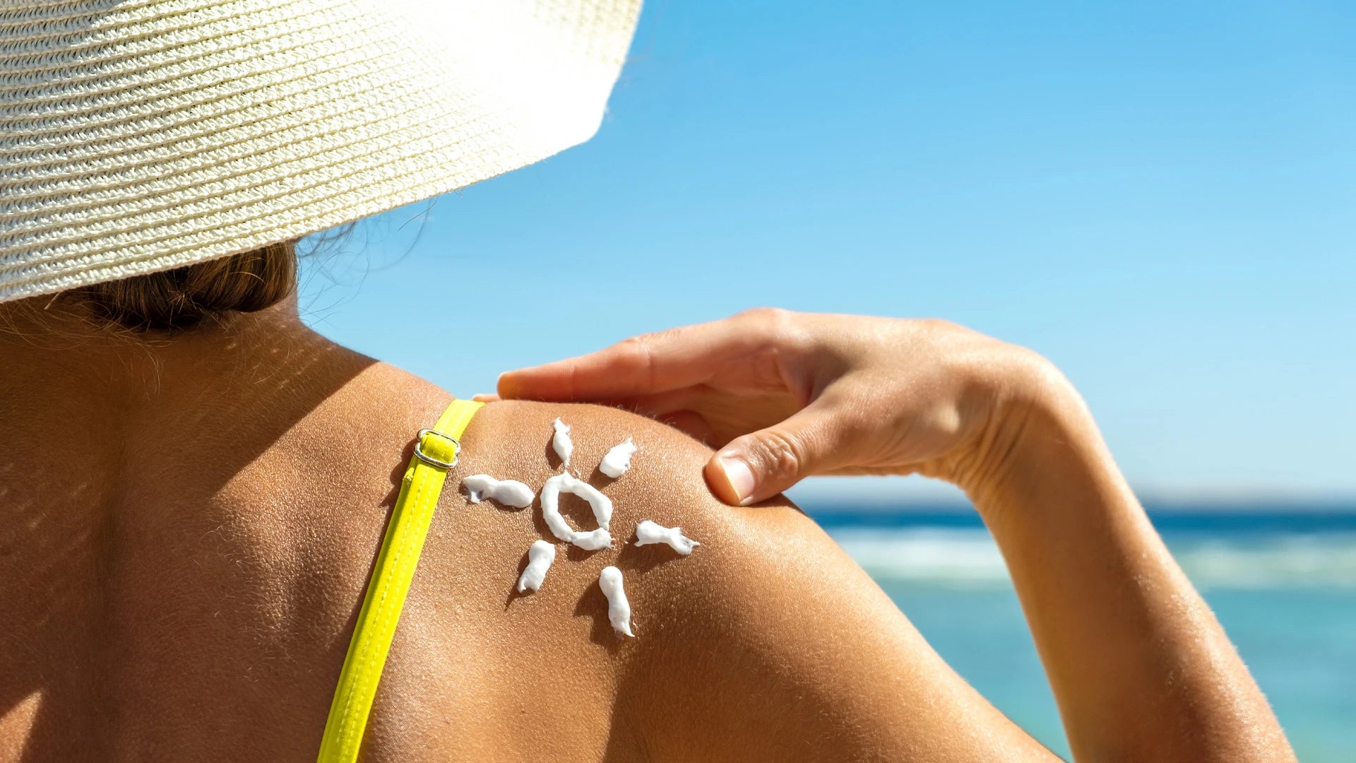 How to Protect Skin in Summer Sun: Essential Sunscreen Tips 