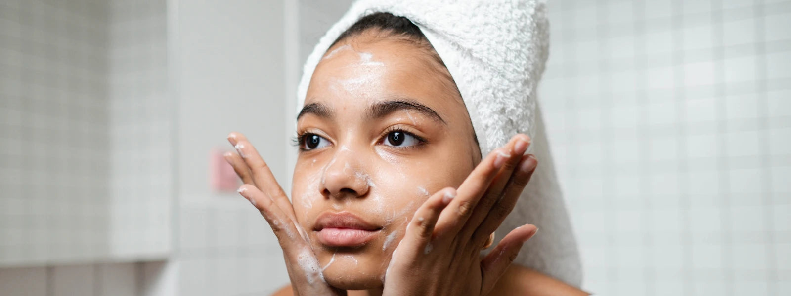 Hydrating Skincare 101: Your Complete Guide 