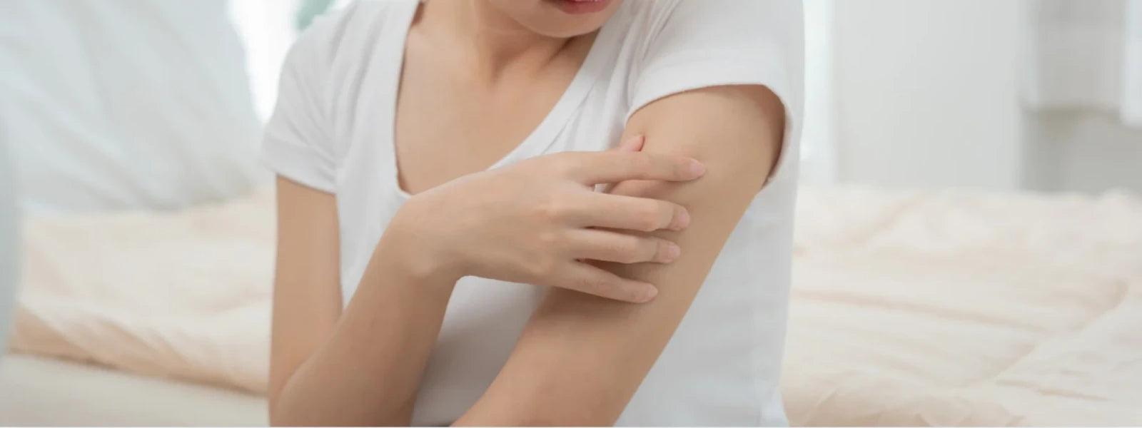 Sensitive Skin 101: Signs, Symptoms, and Solutions 