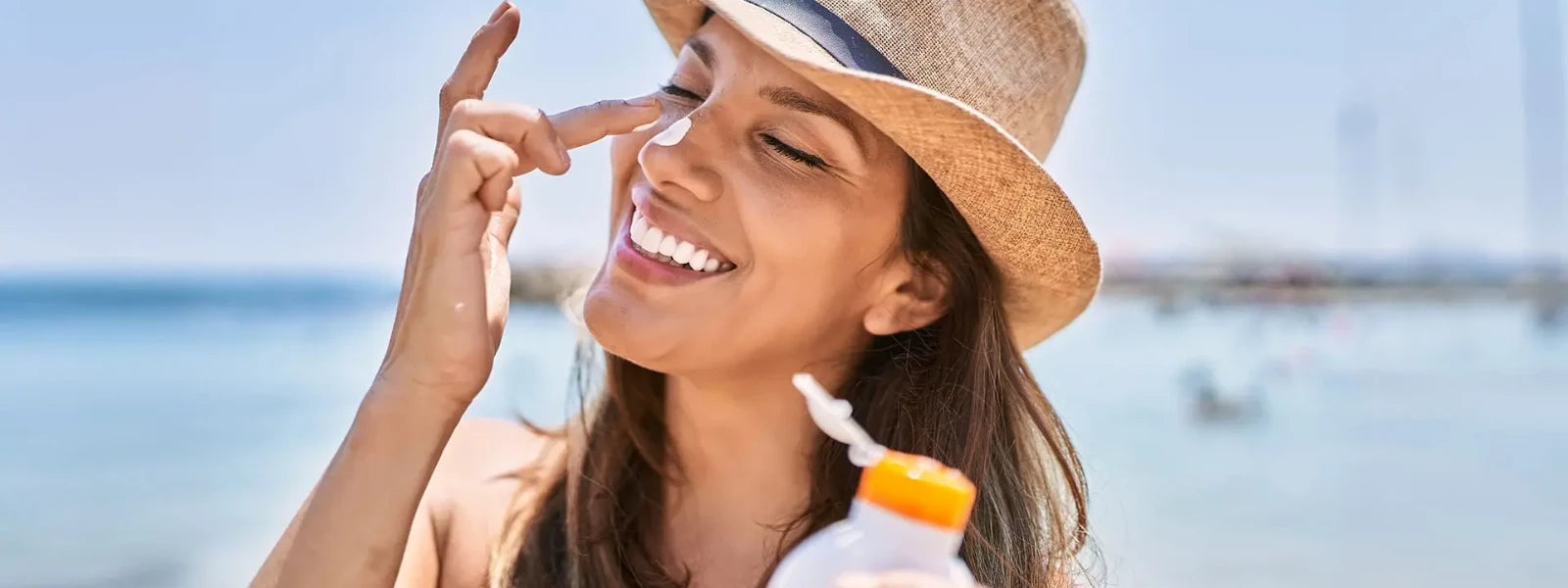 Skincare for Hot Weather: SPF for Face vs. Sunscreen Comparison 