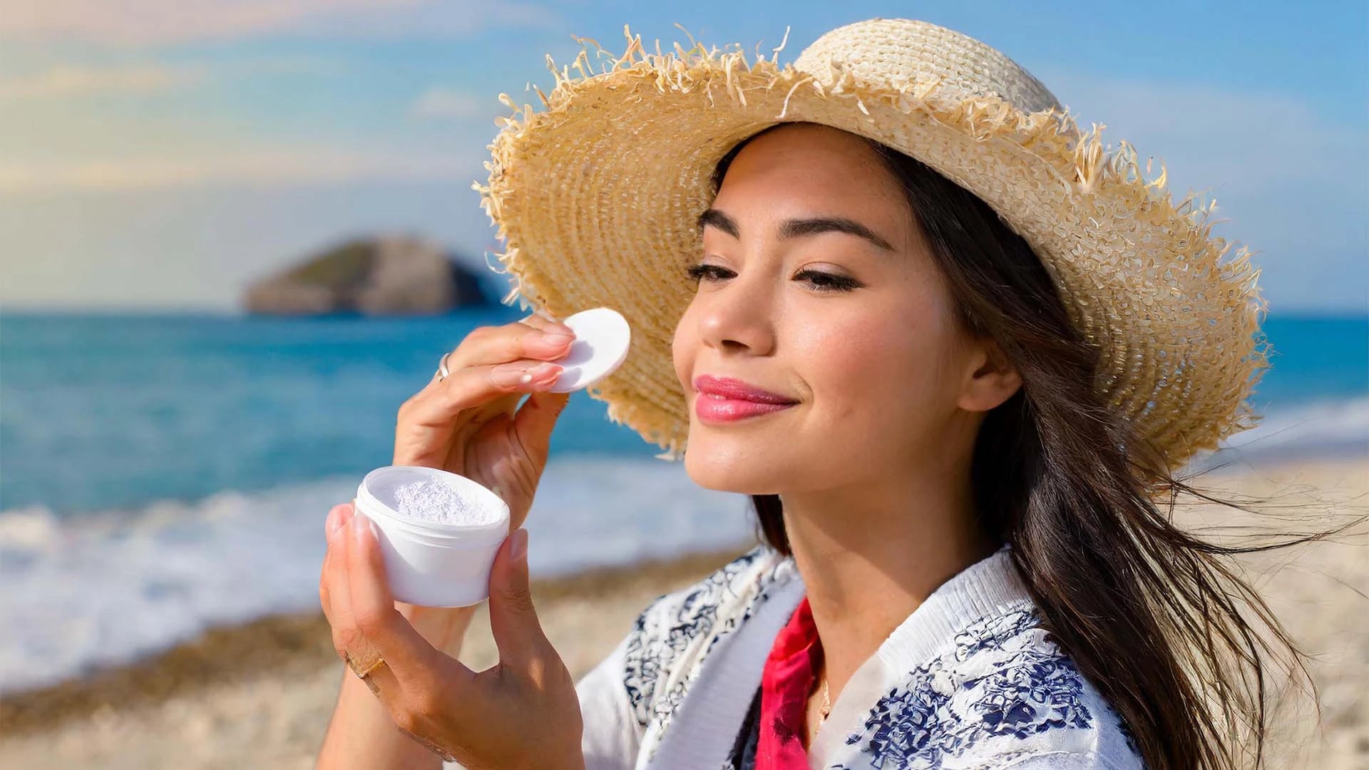 Ultimate Guide: Choosing Sunscreen for Sensitive Skin 